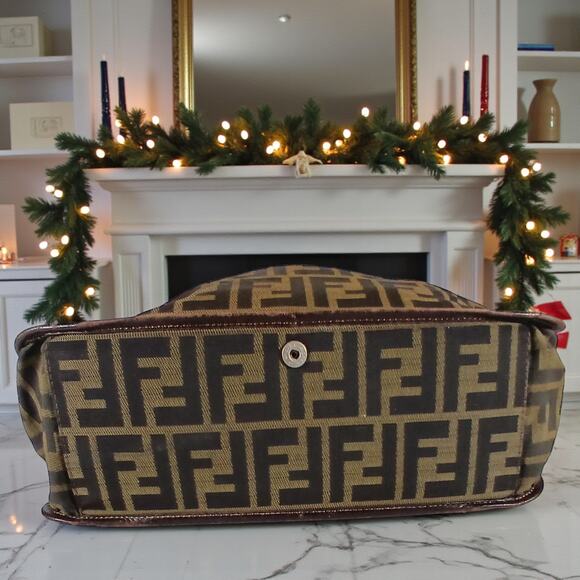Fendi Vintage Leather Trimmed Zucca Brown Medium Foldable Tote - Picture 6 of 12